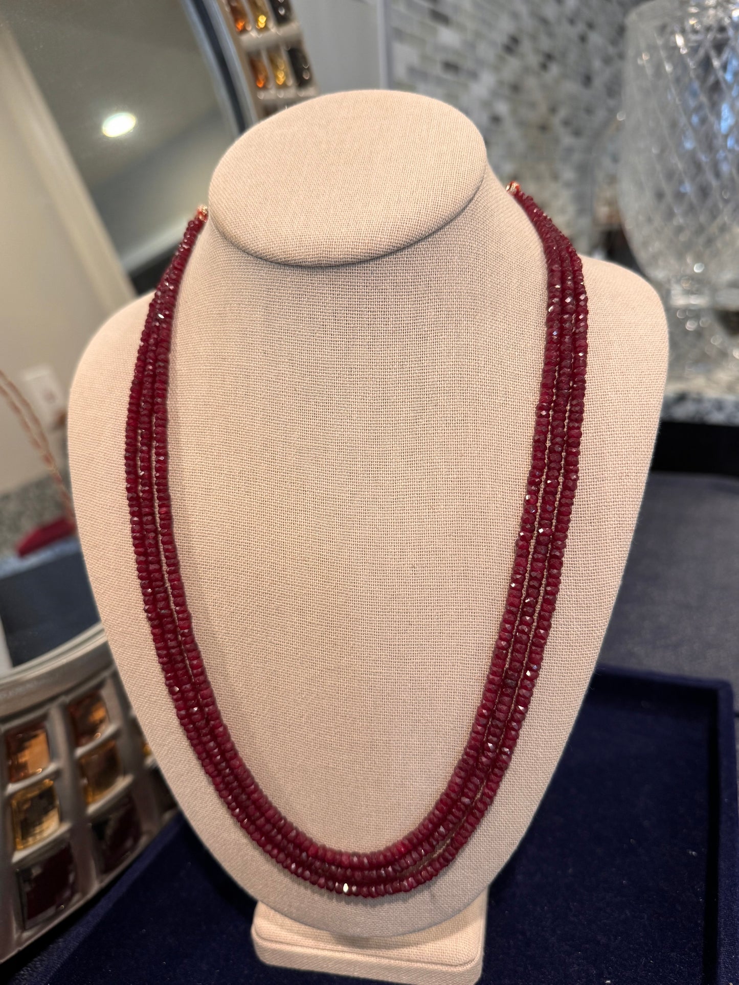 Ruby cut finish necklace