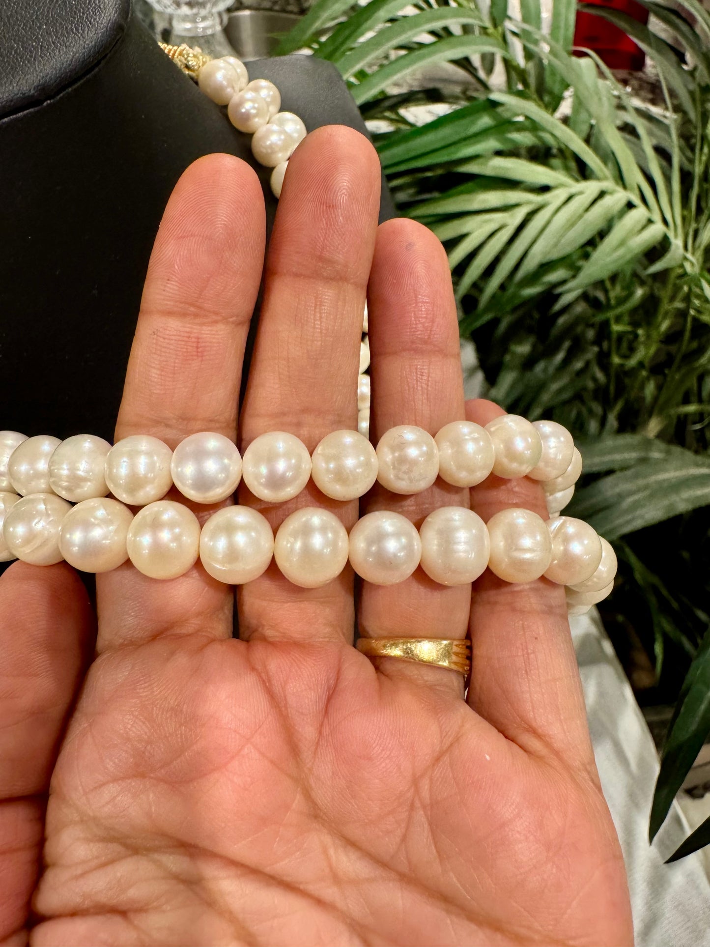 Freshwater pearls necklace round 10 mm size beads
