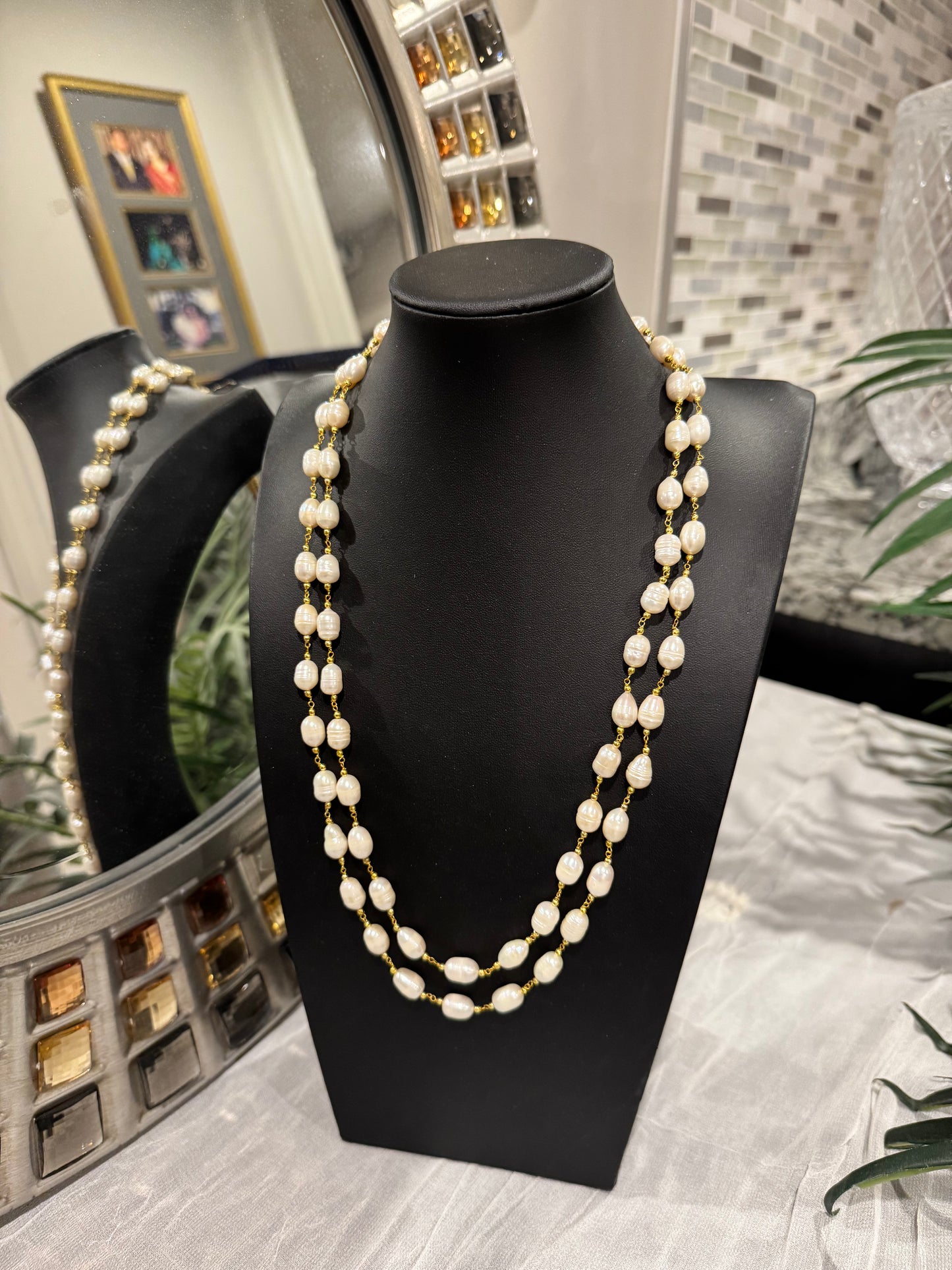 Freshwater pearls oval necklace in chain