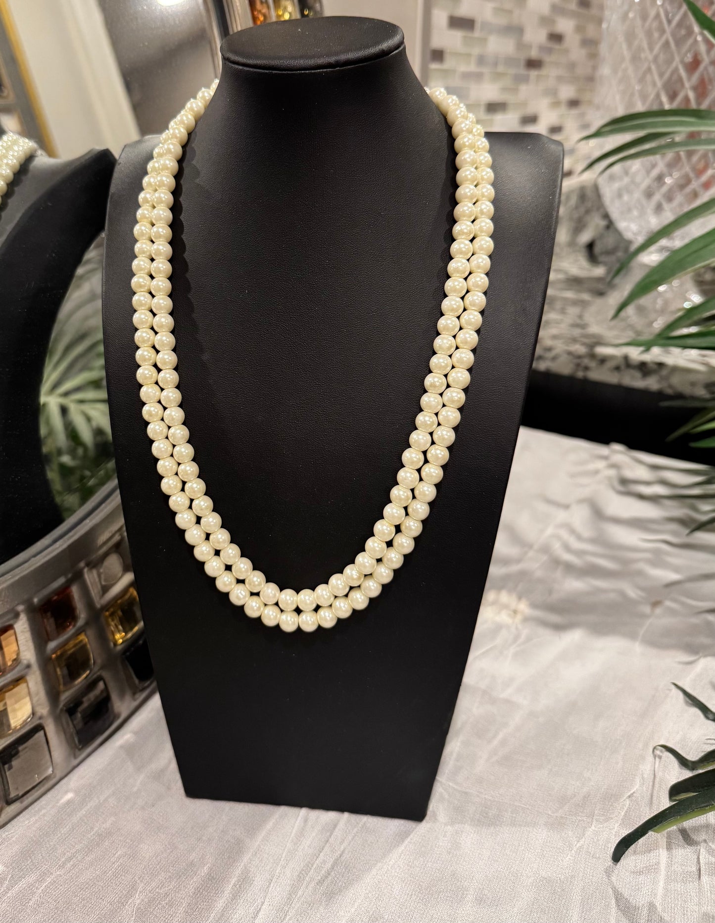 Shell Pearls necklace round shape 8mm size