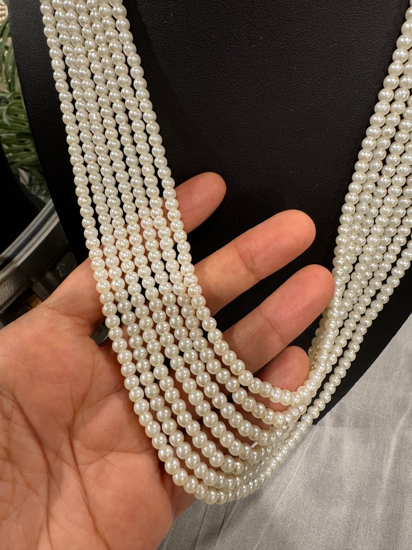 Shell pearls round small 4.5 mm necklace