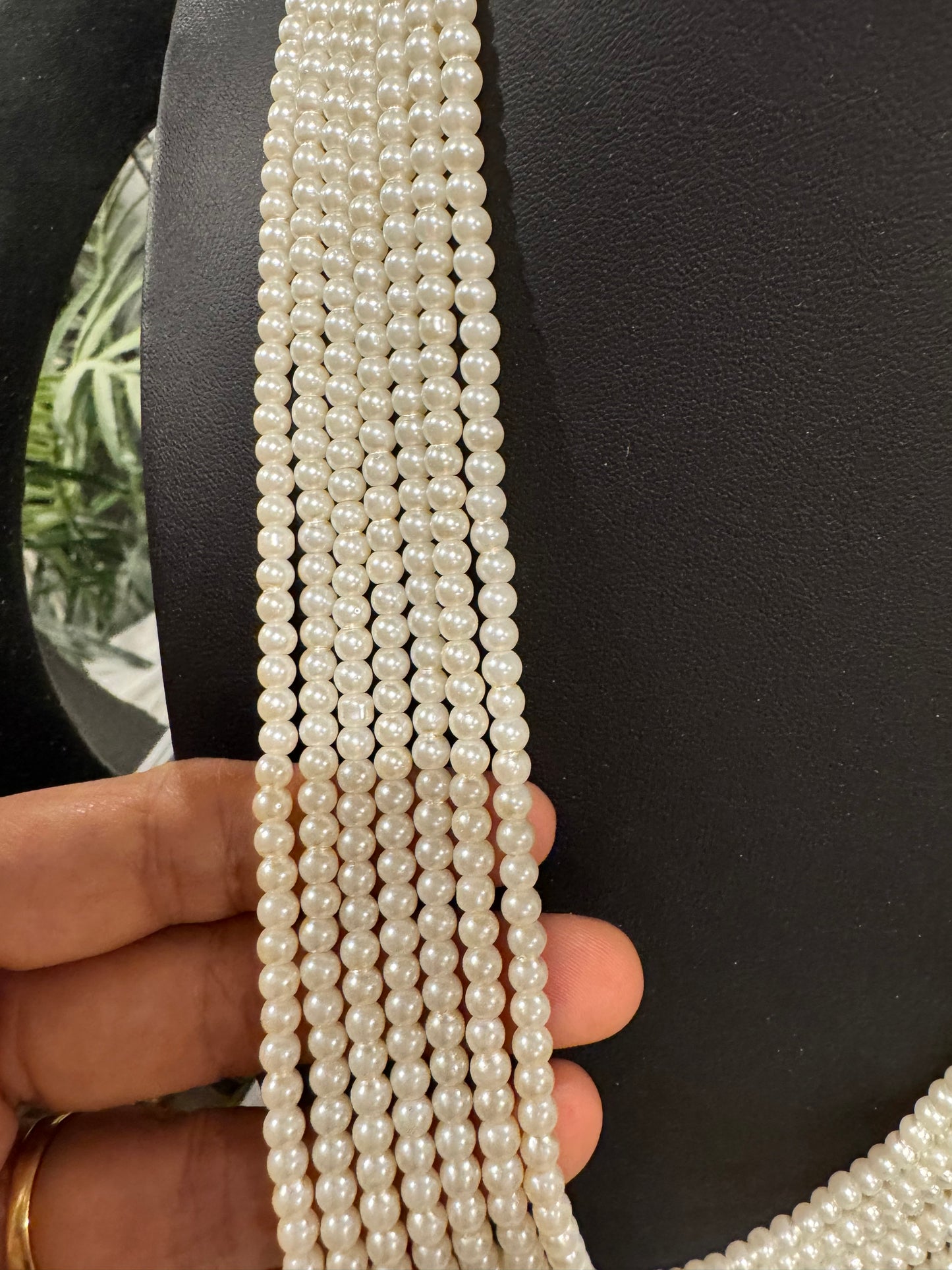 Shell pearls round small 4.5 mm necklace