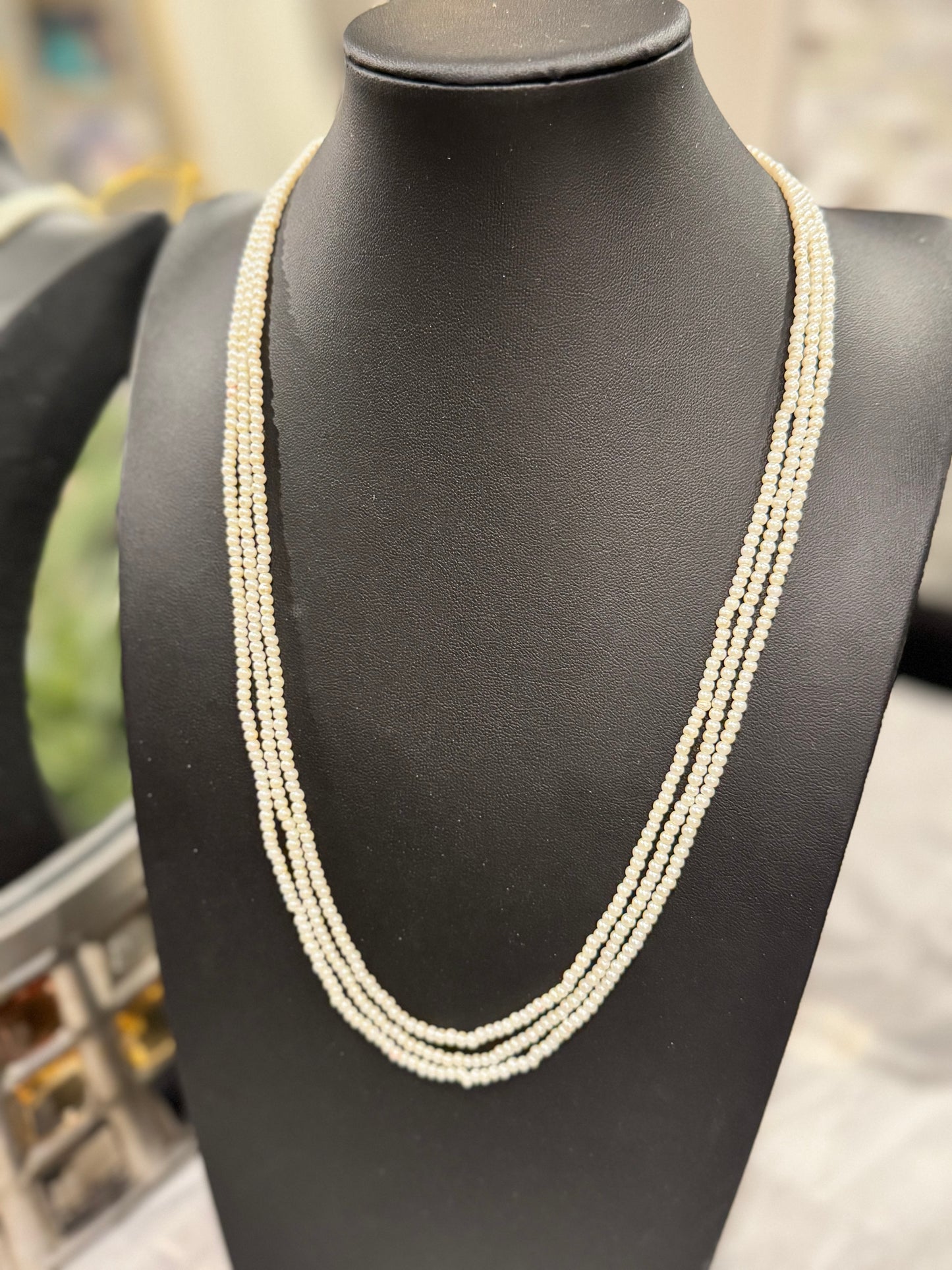 shell pearls 2.5 mm round small beads necklace