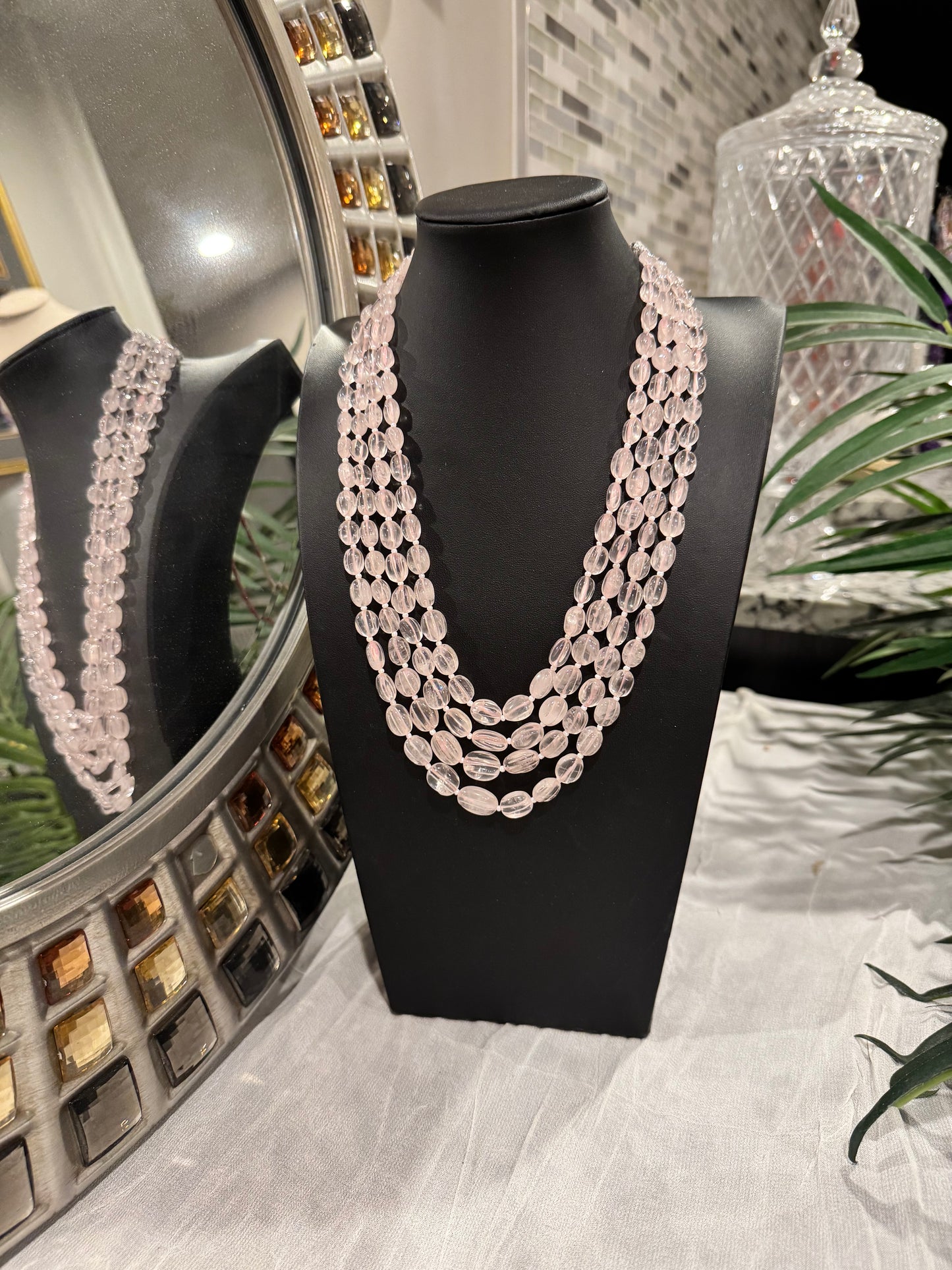 Rose quartz oval carving beads necklace