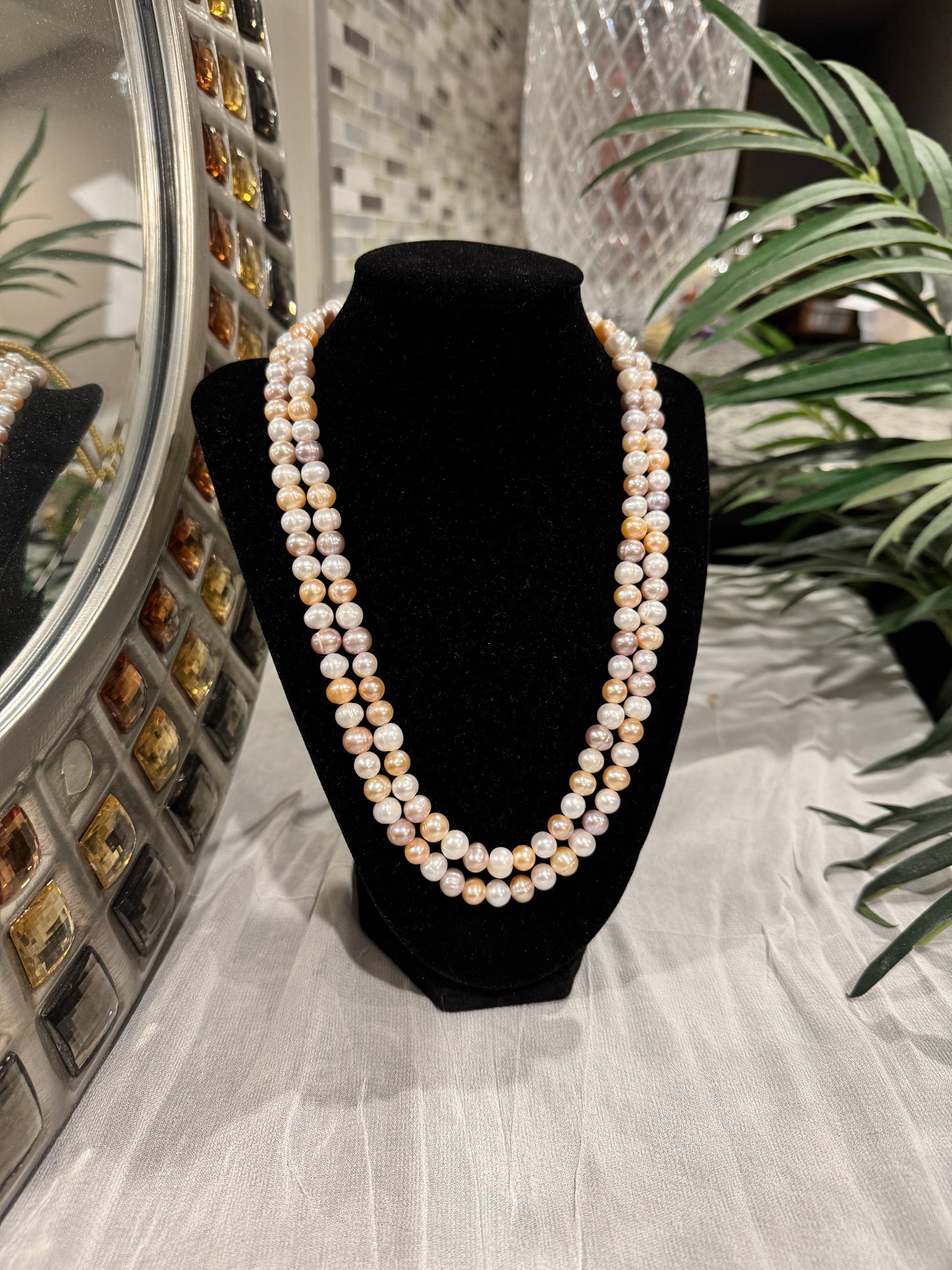 Freshwater pearls shaded multi color 8 mm
