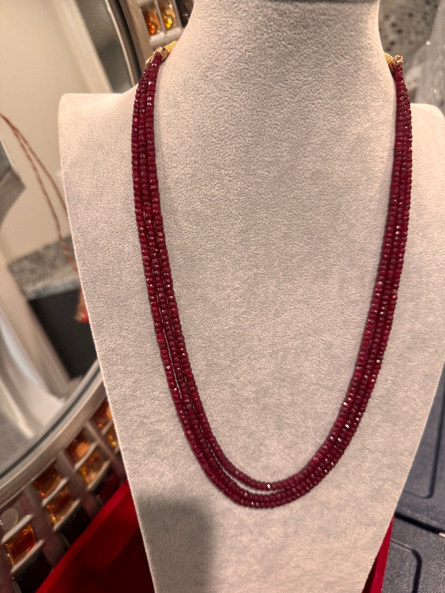 Ruby cut finish necklace