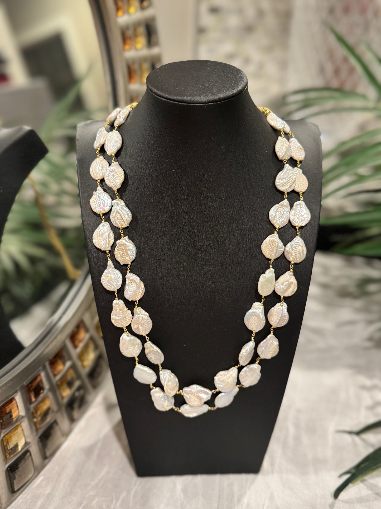 Freshwater Baroque pearls necklace