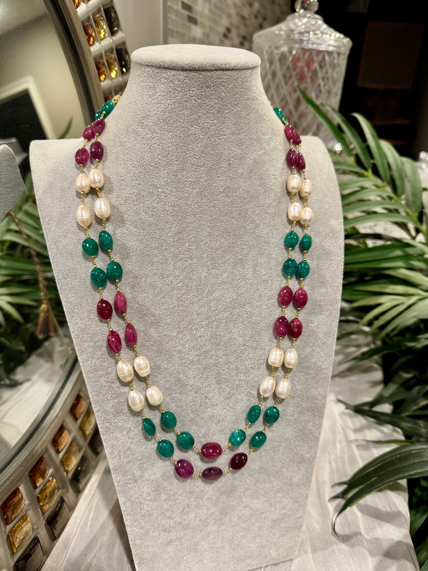 Ruby emerald pearl necklace