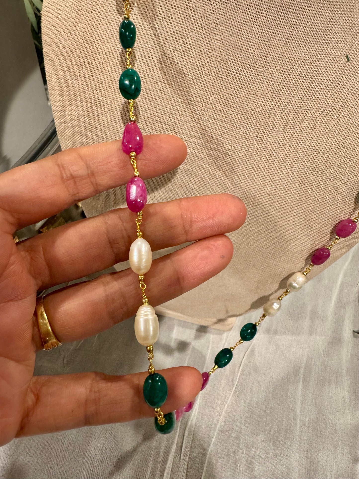 Ruby pearl emerald in chain 12 mm