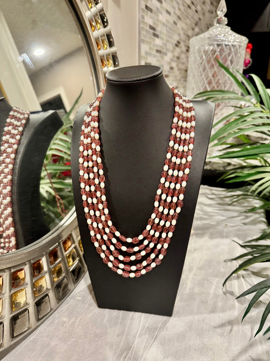 Pink strawberry oval beads and pearls necklace