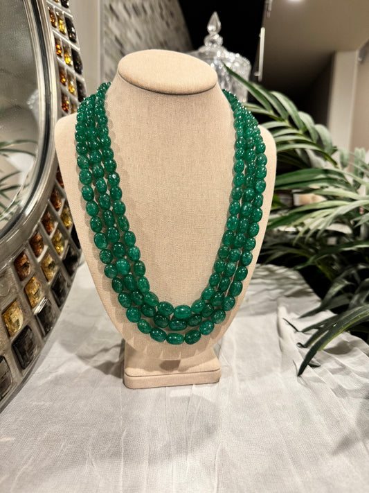 Emerald oval smooth beads neckalce