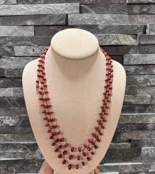 Rubies necklace in chain