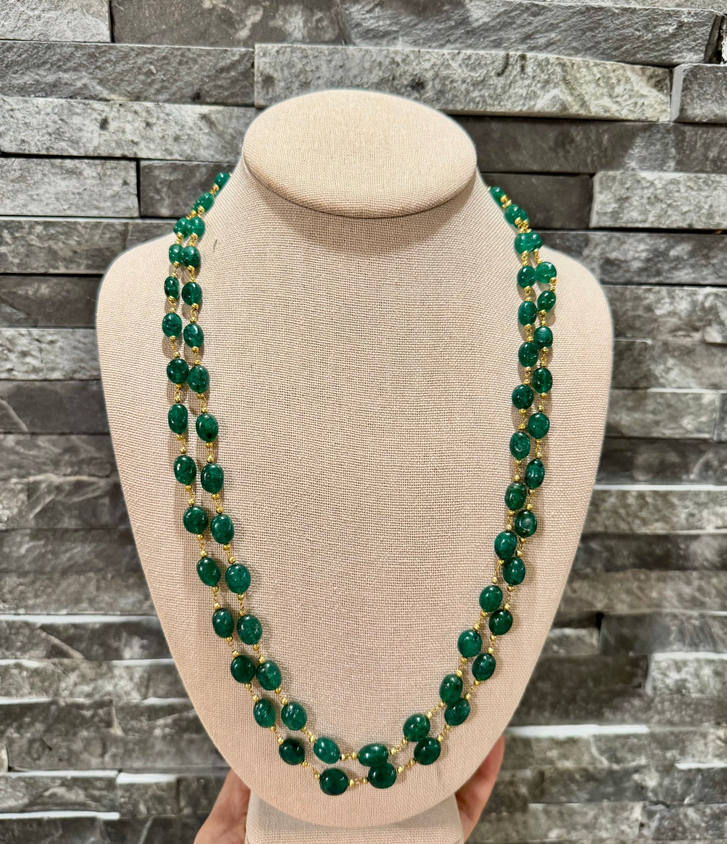 Emerald oval smooth in chain beads 8-9 mm necklace