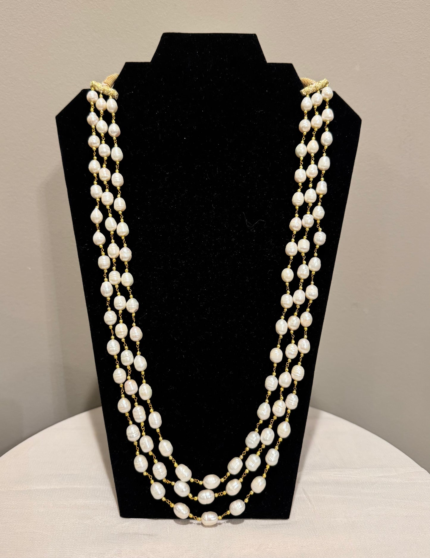 Freshwater pearls in Chain  necklace