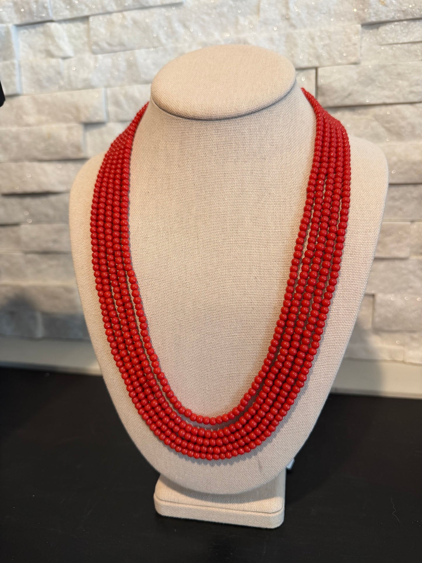 Coral round beads necklace 4 mm