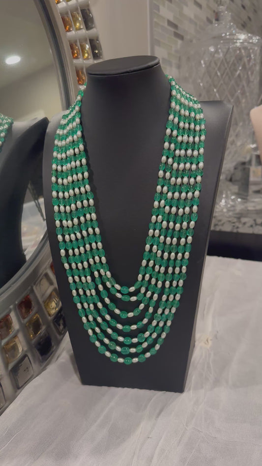 Natural green strawberry and pearls necklace
