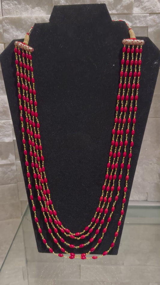 Italian corals shape red color in chain necklace