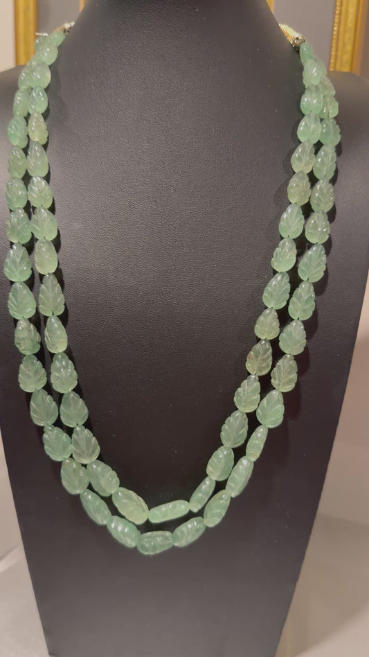 Green strawberry quartz leaf shape beads necklace